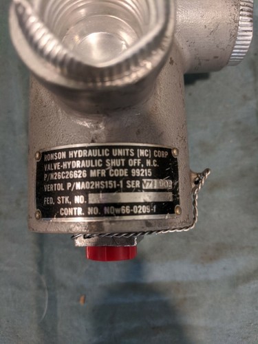 (6) BOEING CH46 HELICOPTER HYDRAULIC VALVE A02HS151-1 26C26626 1650-00-816-6084 - Picture 4 of 4