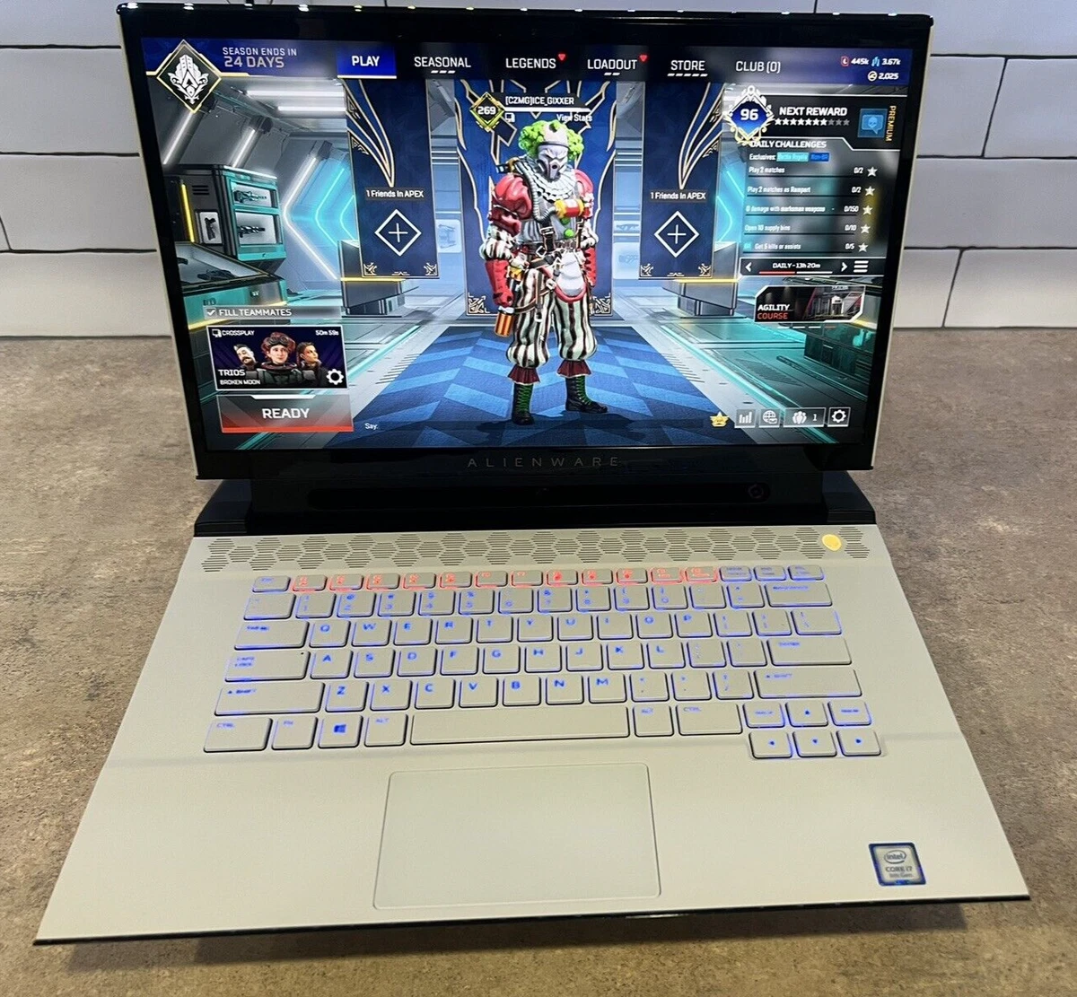 Lunar Light Alienware M15 R2 RGB Gaming Laptop INVIDIA GeFORCE RTX 2060 i7-9750H