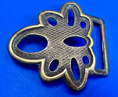 Retro Sandcast Style Flower Theme Hippy Boho Vibe Vintage Belt Buckle
