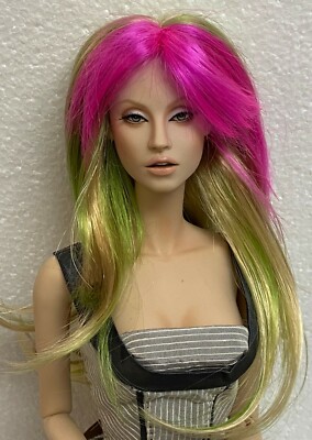 Monique Collection JADE  wig in HOT PINK/LIME GREEN   sz  6-7  NEW Mint