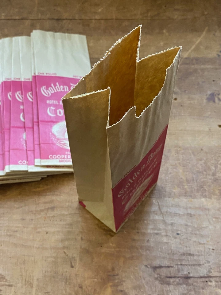 20 VTG Deadstock NOS Golden Dawn Hotel Restaurant Coffee Paper Bags, Brooklyn NY - Image 3 of 4