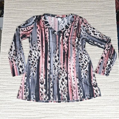  Heimish USA Women s Medium Pink Leopard Striped Long Sleeve V-Neck Tunic Top
