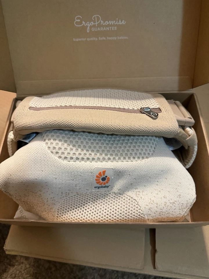 Arenito para porta-bebês Ergobaby Aerloom - Imagem 4 de 4