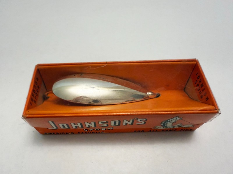 Vtg Johnson's Silver Minnow Spoon No. 1210 in Original Box Lure New/Old Stock