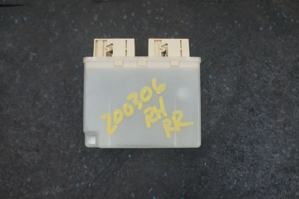 Módulo de control de distancia de estacionamiento sensor Ecu 66209855608 OEM BMW M850i G15 2019 Foto 2 de 4