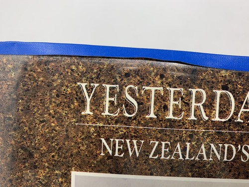 Yesterday's New Earth: New Zealand's Geothermal Landscape by Peter Wood HB 1990 - Picture 10 of 10