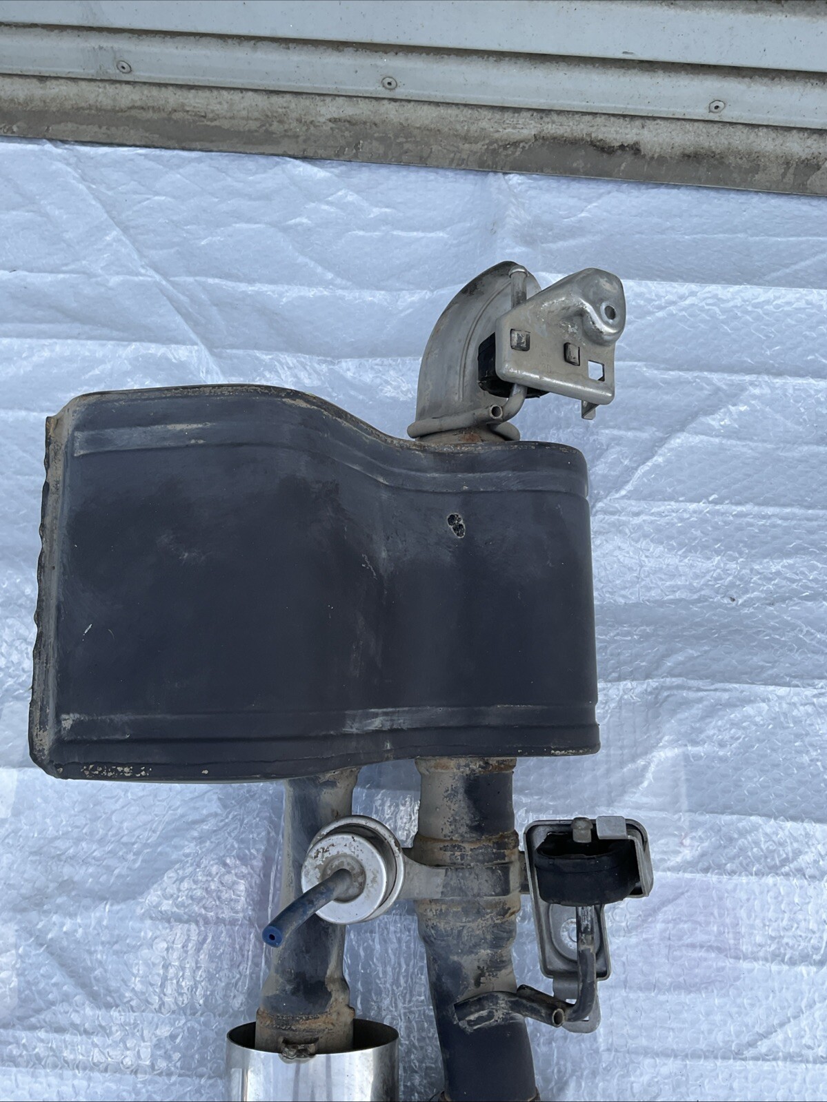 14-17 MASERATI QUATTROPORTE 3.0L REAR LEFT SIDE EXHAUST MUFFLER & TIP OEM 26K