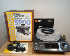 Vtg Kodak Carousel 5200 Slide Projector w/ Remote Projection Lens Box Tray