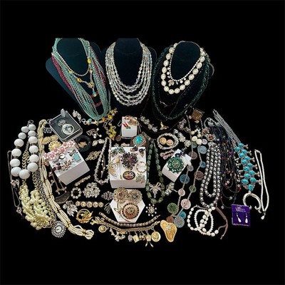 Vtg To Now Rhinestone Costume Jewelry Lot Hollycraft Mosaic Goldette 100+ Pcs