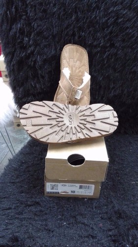 NUEVO EN CAJA SANDALIA UGG TASMINA NIÑAS CHANCLAS CASTAÑO 10 - Imagen 2 de 2