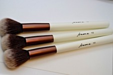 LOT of 3 NEW Beauty brushes - Firma #102  