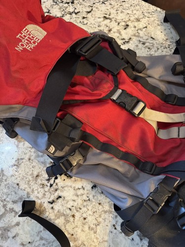 The North Face Badlands 60 Backpack Carbon Fiber Light Exp Pack Black/Red - Picture 3 of 17