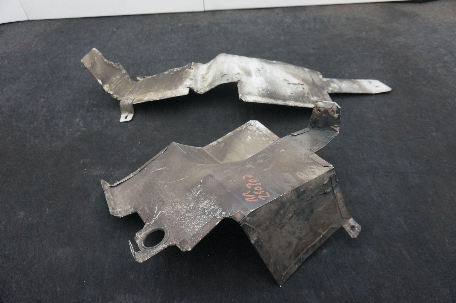 Set Rear Engine Bay Heat Shield 400201783 Lamborghini Gallardo Spyder 2008 *Note