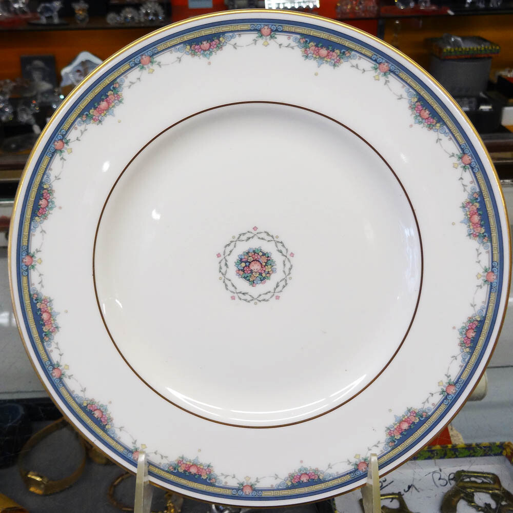 値下げ☆1982ロイヤルドルトン5枚セット