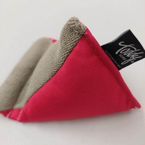 Support d'appareil mobile The Wedge By Toddy Gear avec nettoyage d'écran en microfibre - Photo 4 sur 12