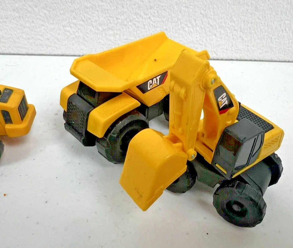 Plastic Cat Construction Trucks Dump Truck Dozer Back Hoe Front Scooper Lot of 6 - Image 2 of 4