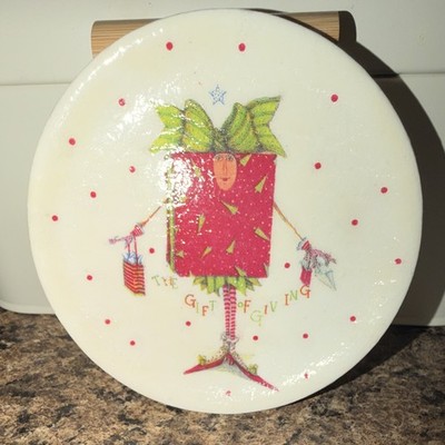 Mackenzie Childs Inspired. Patience Brewster ,White Plate ''The Gift of Giving''.