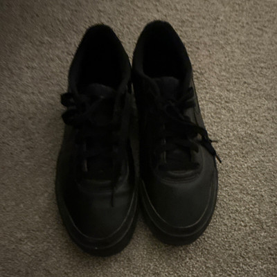 Nike Air Force 1 Men s Black Low Top Lace-Up Solid Athletic Sneakers Good
