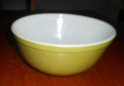 Vintage Pyrex  Avocado Green Glass  (403 - 2 1/2 Qt.) Mixing Bowl- VGC