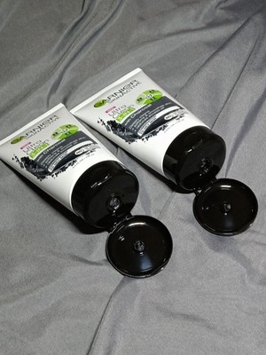 2x Garnier SkinActive Ultra Clean 3-In-1 Charcoal Face Wash Scrub & Mask 4.4oz