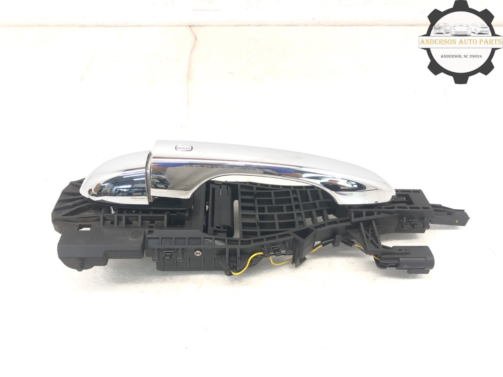 2014-2022 MASERATI QUATTROPORTE RIGHT PASSENGER FRONT EXTERIOR DOOR HANDLE OEM