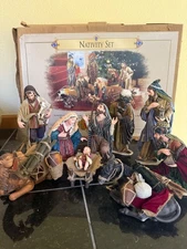 Grandeur Noel Nativity Fabric Mache, 9 pc Select, 2002 Replacement Pieces, Nice!