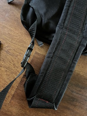 Vintage Rare Archive Oakley Sling Bag Y2K Gorpcore Vintage Black