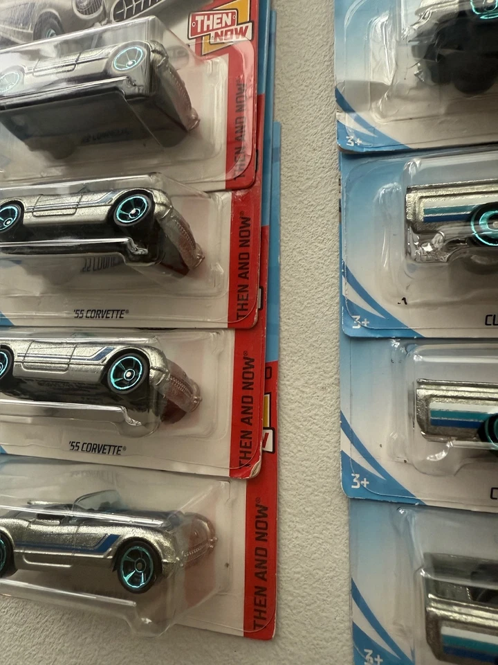 Hot Wheels Zamac Lote de 12 - Corvette '55, Chevy LUV personalizado '72, Corvette C7 Z06 Foto 3 de 4