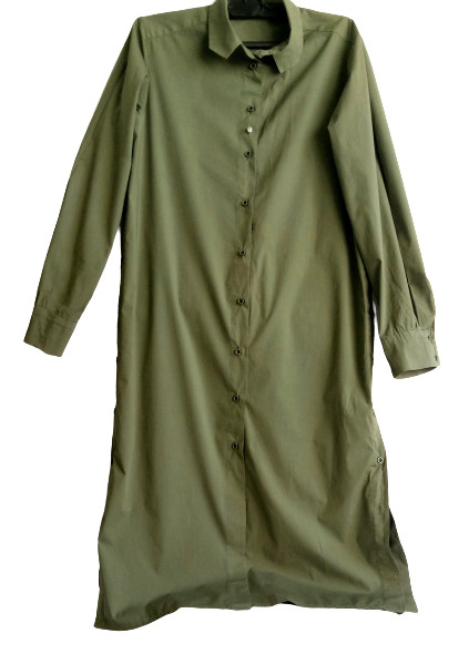Vestido camisero midi verde con botones y lados Motel estirado talla S...