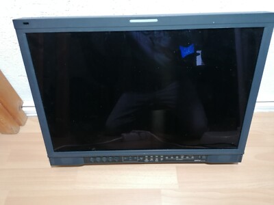 JVC DT-V24L3D 24in Multi Format LCD Monitor
