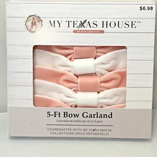My Texas House 5 Ft Pink And White Bow Garland
