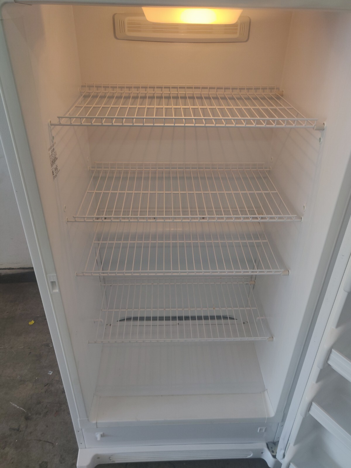 Frigidaire FFU17F5HWG 20 Laboratory Freezer 17Cf, 120V, FULLY TESTED