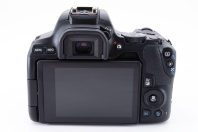 ★新品級②★卒業シーズンSALE★ Canon EOS Kiss x9 ダブル Canon EOS Kiss X9 Standard & Telephoto Double Lens Set SLR camera