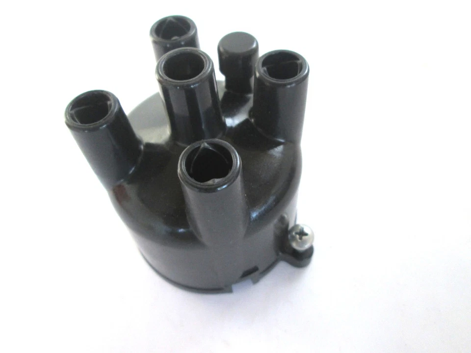 Tapa Distribuidor Automotriz C220 BWD Nueva De Colección Foto 2 de 3