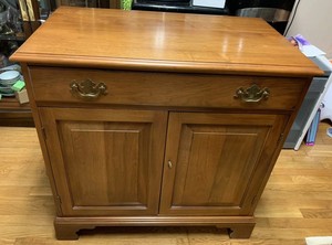 Henkel Harris Solid American Black Walnut Nightstand Table Cherry Finish Ebay