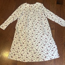 ARIA COLLECTION LONG SLEEVE VELOUR NIGHTGOWN WHITE W/ CARDINALS Large 12/14 EUC