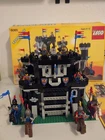 LEGO Vintage 1988 Classic Knights Black Monarch's Castle 6085 100% complete +box