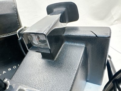 Polaroid Land Camera Colorpack 82 Instant Film Camera with Case