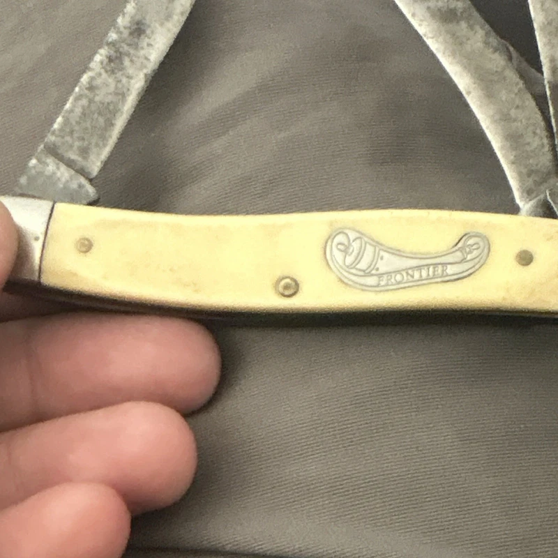 Frontier Vintage 3-Blade Pocket Knife