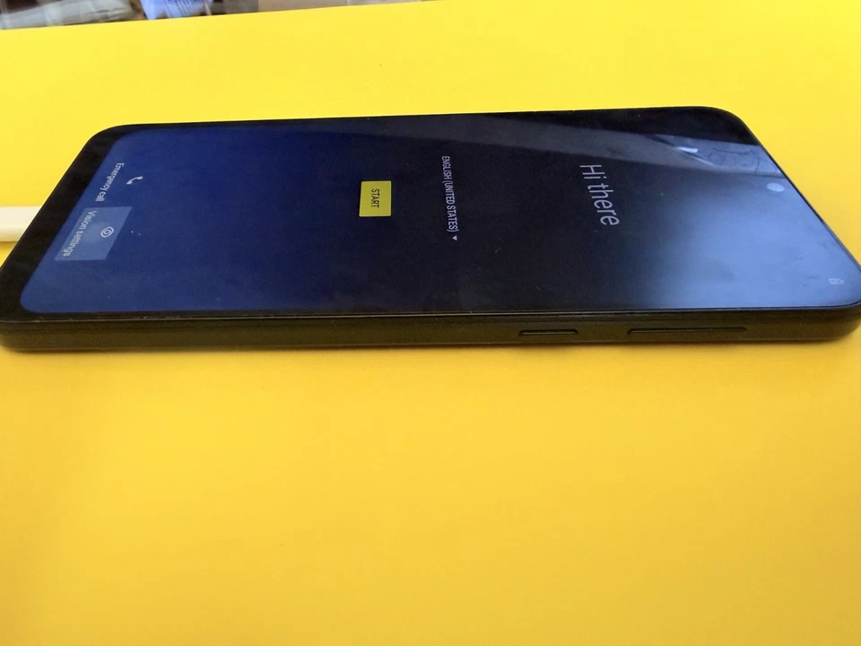 Motorola Moto E13 64Go Noir Débloqué Double SIM Android 13 Très Bon État - Photo 3/4