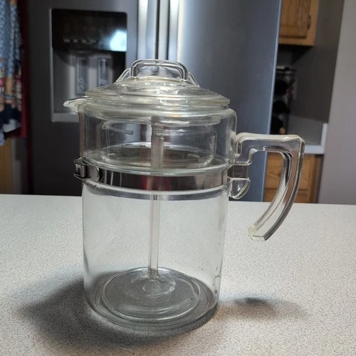 VINTAGE PYREX GLASS COFFEE POT 6 CUP 7826B COMPLETE