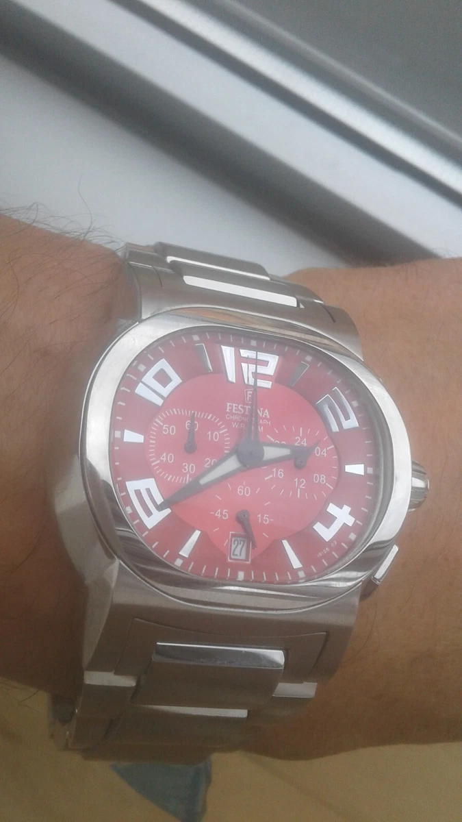 Festina Steel Chronograph F16122 a Heavy Red Dial Vintage Watch NOS Montre Uhr