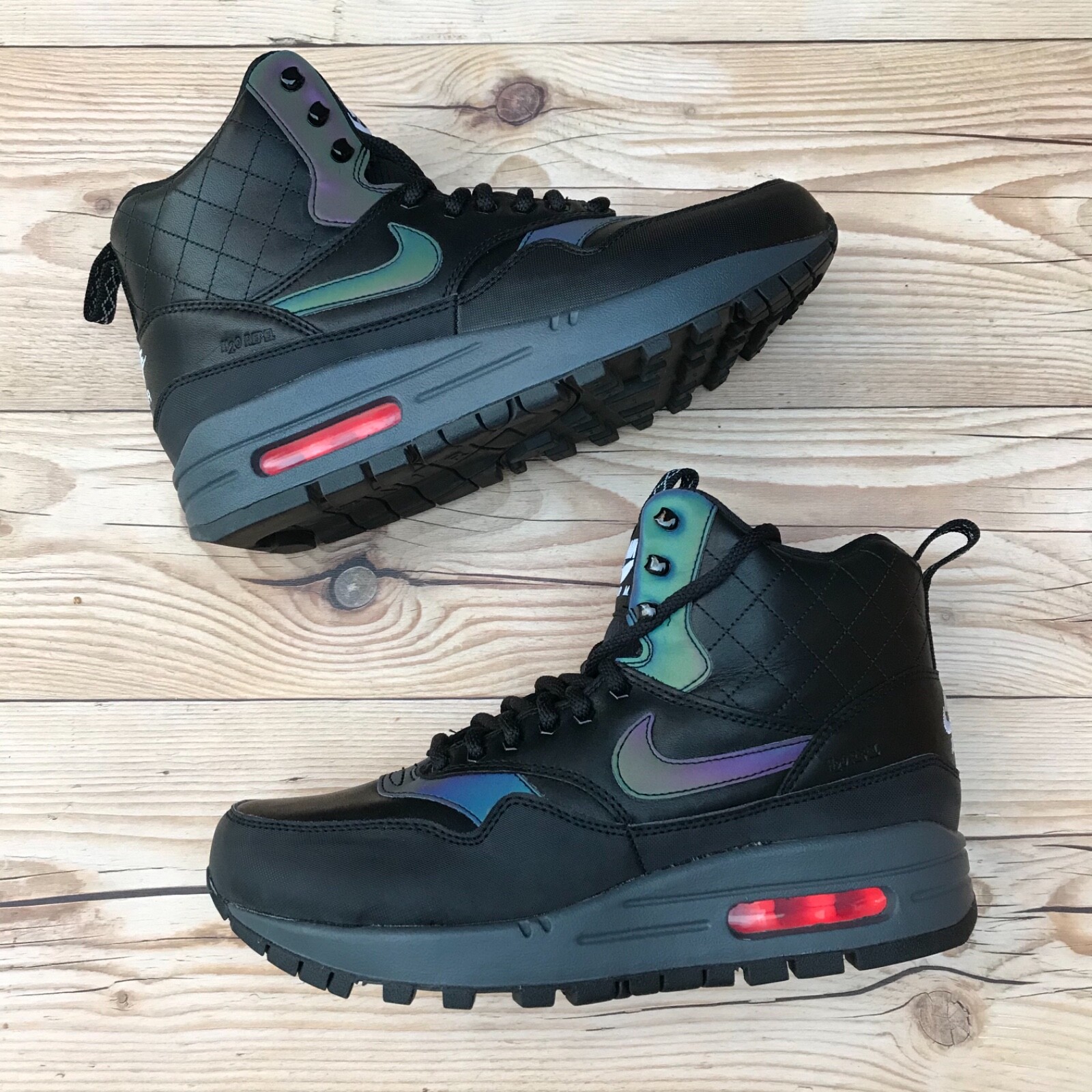 New* Nike Air Max 1 Mid Sneaker Boot 