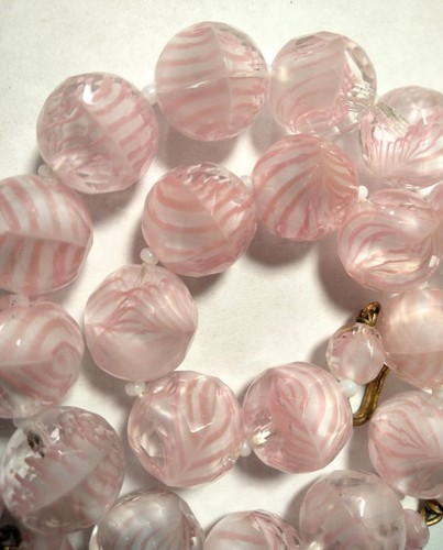 Rare Vintage Czech Fancy Givre Pink Stripped Pressed Glass Beads Beaded Necklace - Picture 9 of 11