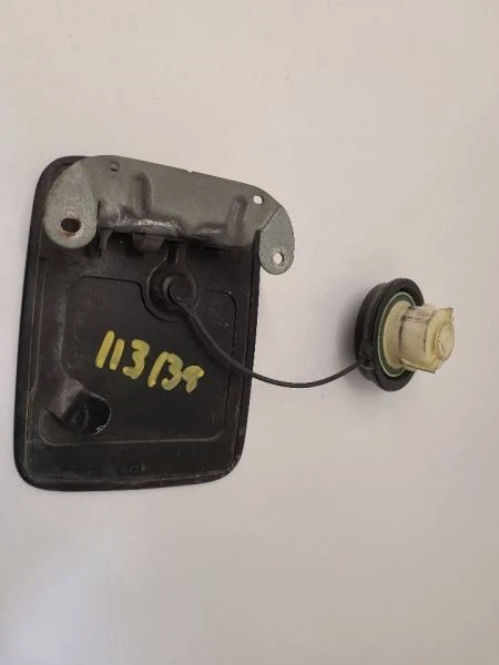 2003-2007 CADILLAC CTS Fuel Filler Door Black 25761433 03-07     - Image 3 of 4