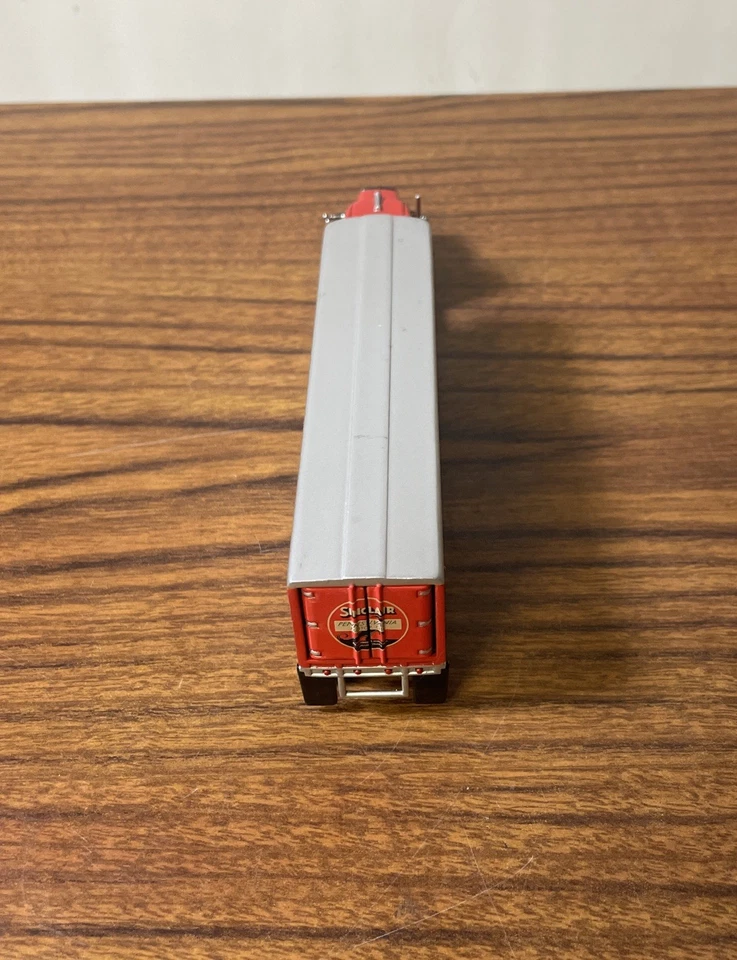 DINKY Matchbox Sinclair Motor Oil 1939 Peterbilt Tractor Trailer - Image 3 of 4