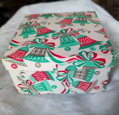 Vintage 1980s Christmas Bells Gift Box 7''x 7''x 4''  St. Clair Mfg. Corp.