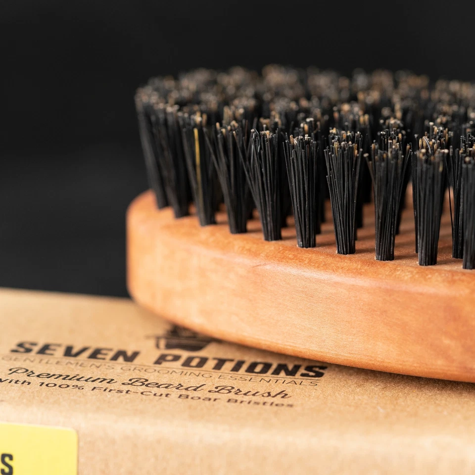 Seven Potions Beard Brush, Firm 100% First Cut Boar Bristles in Pear Wood — 第 2/4 张图片