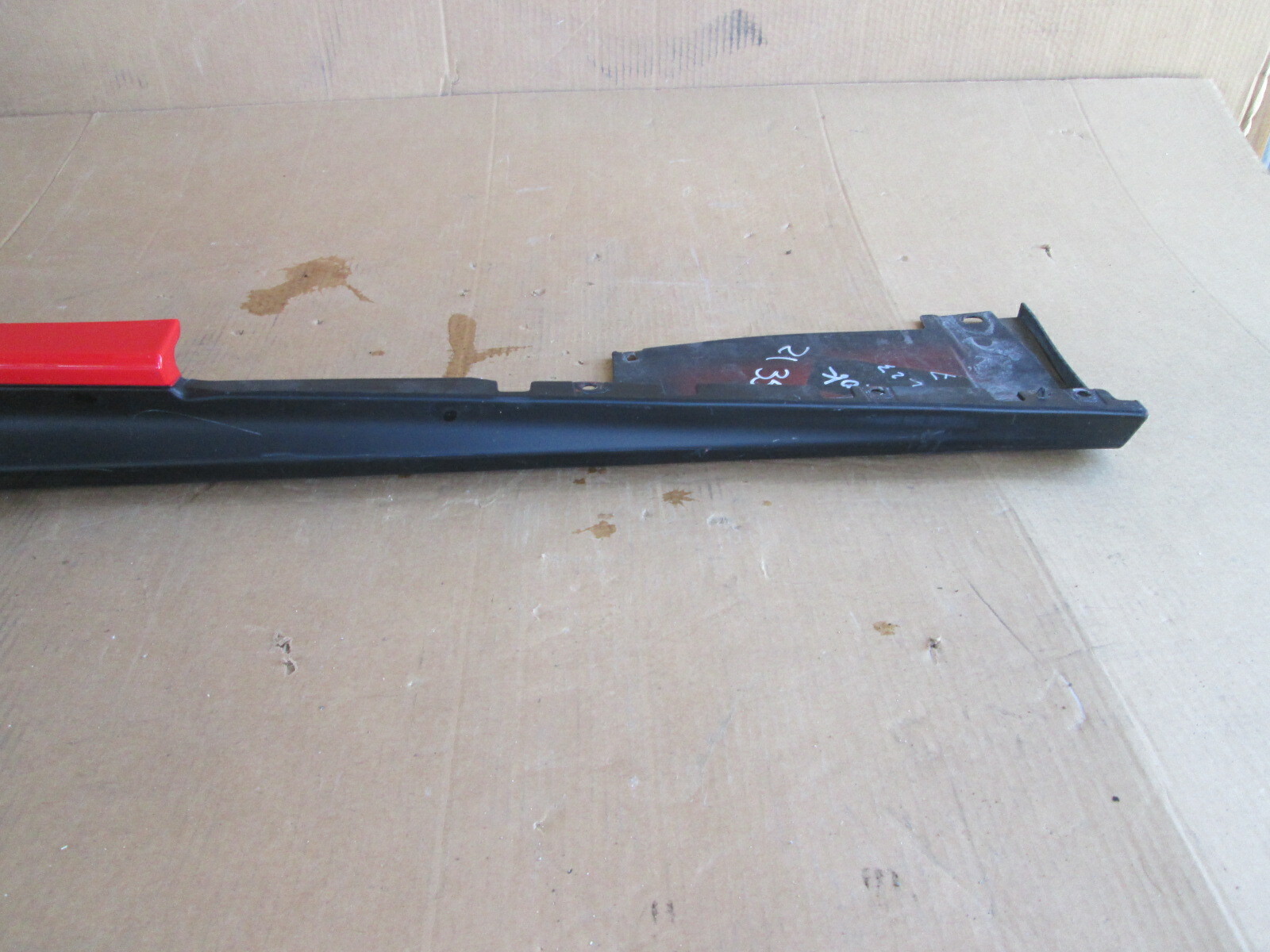 Ferrari F12 Berlinetta RH Rocker Panel / Side Skirt # 84306200  / 84306110