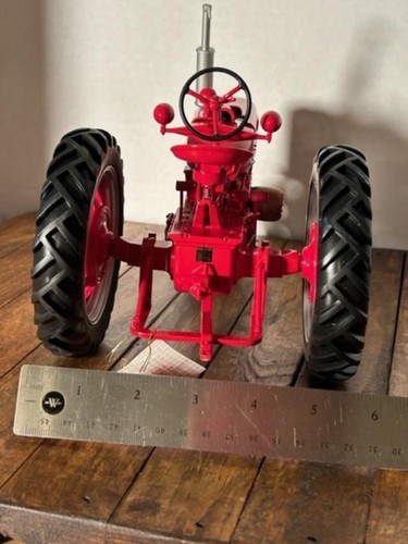 FRANKLIN MINT Die Cast FARMALL Model H Tractor 1/12 Scale In Orig Packaging COA - Picture 5 of 19